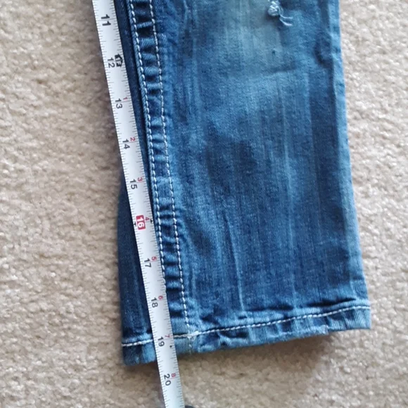 Miss Me Capri - Picture 11 of 13